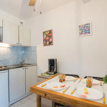 Les Flamants Roses-5 By Interhome Apartment *